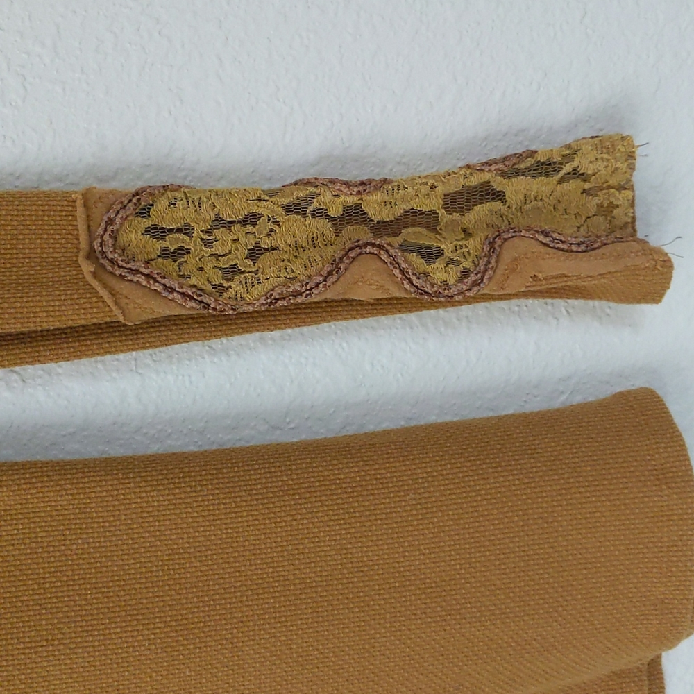 Free People Crafty Cuff Gold Lace Thermal Top S - Picture 10 of 15